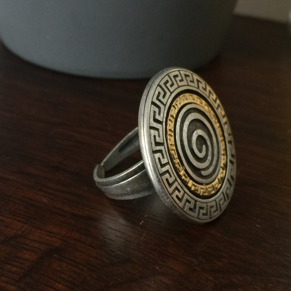 Tribal Aztec Style Ring - Picture 2 of 5